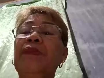 lolamommie from Chaturbate