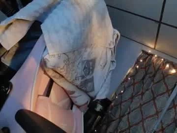 lononcashmere69 from Chaturbate