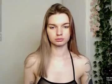 lookoluna from Chaturbate