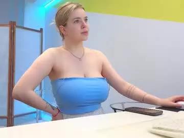 lovlybambi from Chaturbate