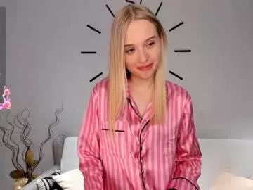 Photos of lucettahewson from Chaturbate is Freechat