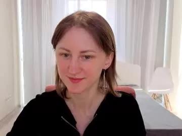 luluchiiii from Chaturbate