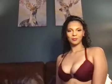 luluvalenttine from Chaturbate