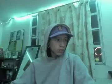 lydlos_frosk from Chaturbate