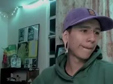 lydlos_frosk from Chaturbate