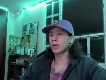 lydlos_frosk from Chaturbate