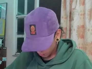 lydlos_frosk from Chaturbate