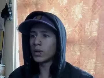 lydlos_frosk from Chaturbate