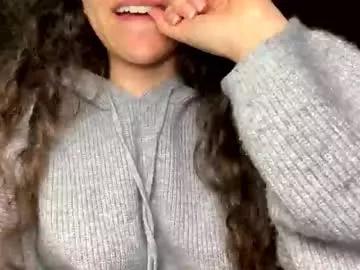 Photos of maddyhasyummypussy from Chaturbate is Freechat