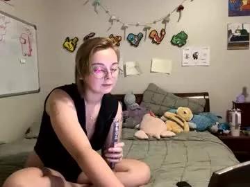 mamiclouds from Chaturbate