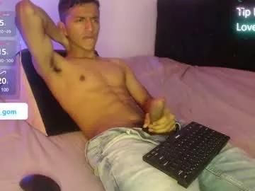 matteo_gom from Chaturbate