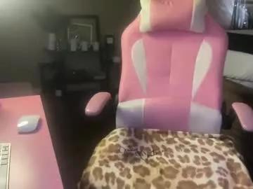meetsouthernpeach from Chaturbate
