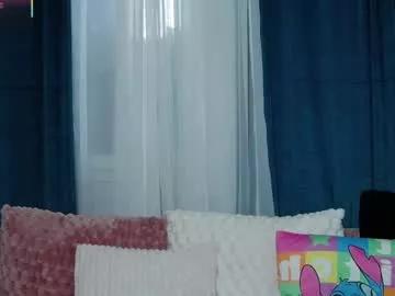 Melanieelyson webcams show profile image 