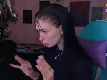mella_freya from Chaturbate