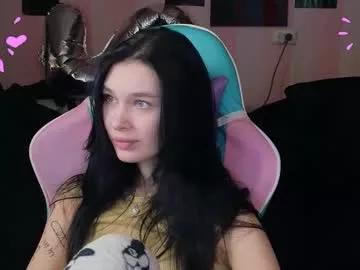 mella_freya from Chaturbate