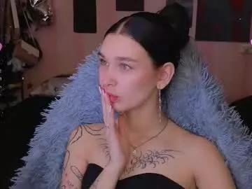 mella_freya from Chaturbate