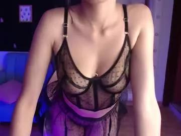 miiaa_evans1 from Chaturbate