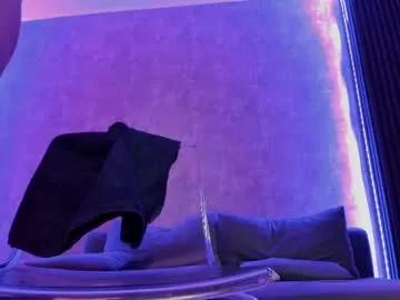 milla_heart from Chaturbate