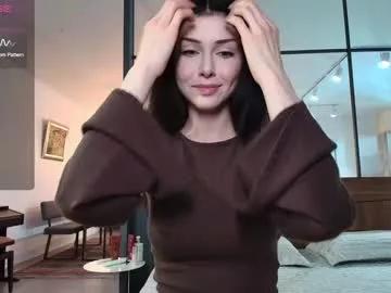 milla_jo from Chaturbate