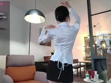 milla_jo from Chaturbate