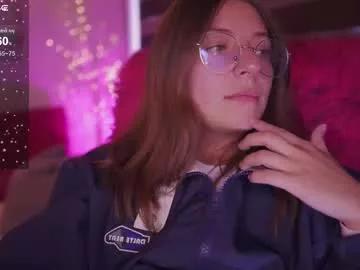 milly_kenner from Chaturbate