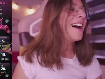milly_kenner from Chaturbate