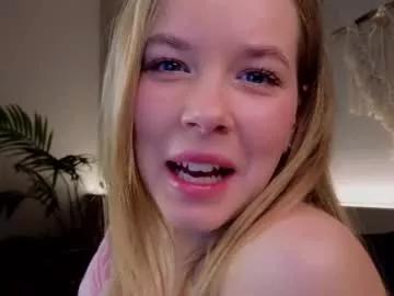 milly_shy from Chaturbate