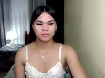 mimiluxxe22 from Chaturbate