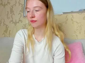 minidiva_ from Chaturbate