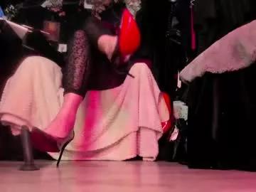 Girls: try live performances with matured performers, from dancing to quirks, in a variety of beautiful sex cams.