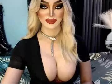 misschannel4sub from Chaturbate