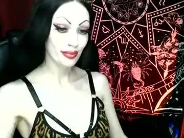 missmoondoll from Chaturbate