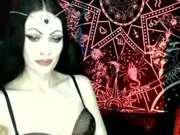 missmoondoll from Chaturbate