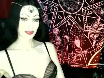 missmoondoll from Chaturbate