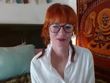 missmoonmagic13 from Chaturbate