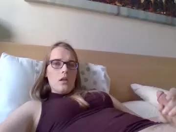 missphoenix120 from Chaturbate