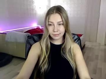 molli_and_tom from Chaturbate