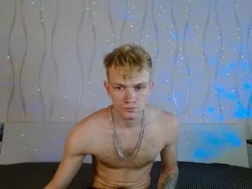 mollytryyy from Chaturbate