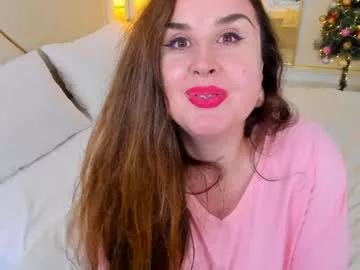 mommycurves from Chaturbate