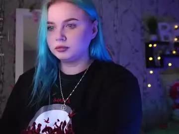 moon_valkyriie from Chaturbate