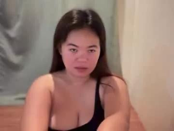 moona_luna21 from Chaturbate