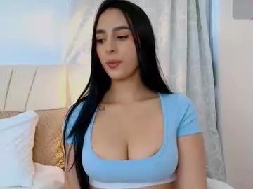 moonbrunettee from Chaturbate