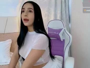 moonbrunettee from Chaturbate