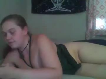 moongoddess16 from Chaturbate