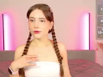 moonlitdiva from Chaturbate