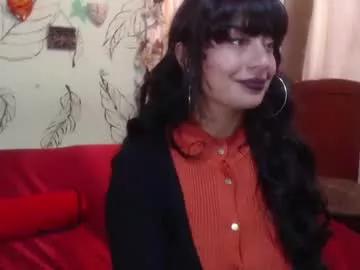 mulledwinee from Chaturbate