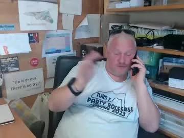 muppetdave from Chaturbate