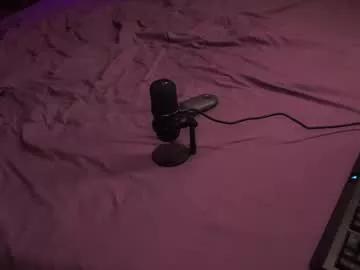nanamilovestomoe from Chaturbate