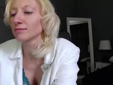 natalie_bitton from Chaturbate