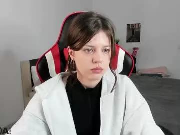 nellysunrise_1 from Chaturbate